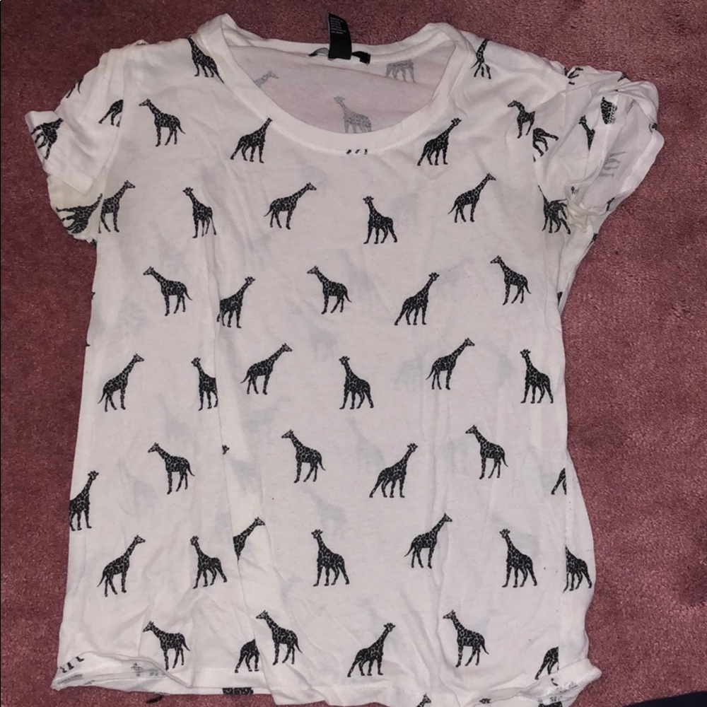 Giraffes print shirt